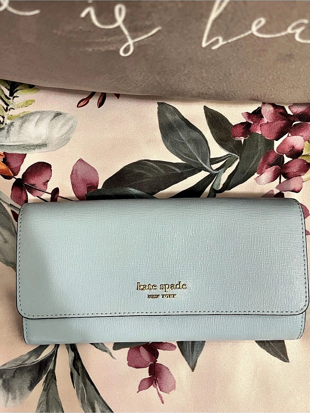 Kate Spade Blue Wallet Like New